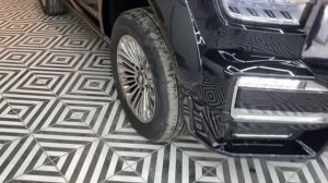 Tank 500 Черного цвета  Тюнинг Обвес Установка СПб