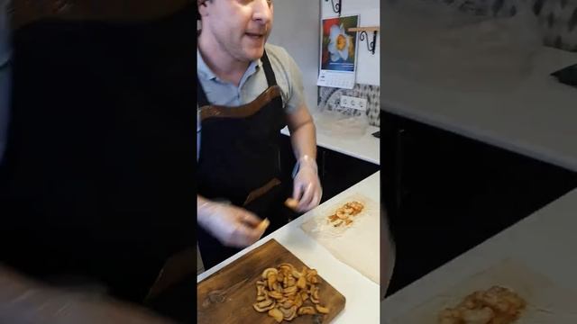 Шаурма с криветками смотреть онлайн