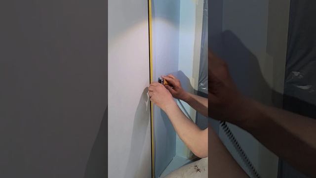 Укрывка теневого профиля. Безвоздушная покраска.