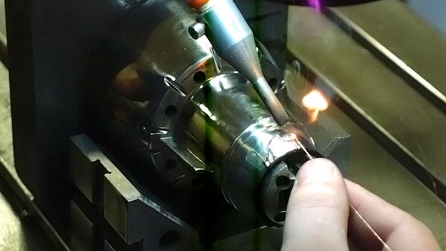Наплавка ремонт прессформ на установке ALFA-E