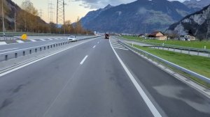 Поездка из Италии в Швейцарию через Чиассо на Берн.