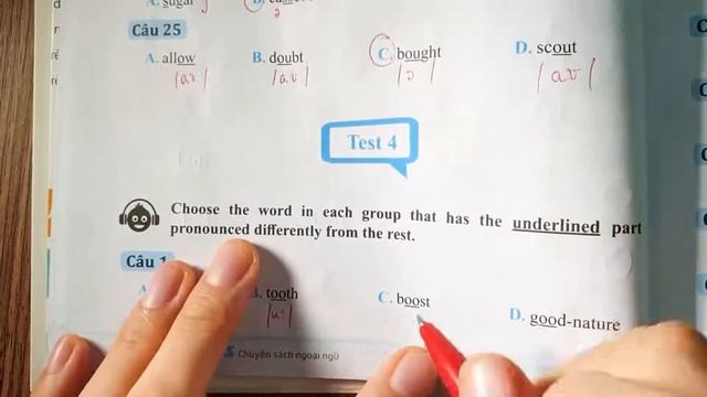 RÈN KĨ NĂNG LÀM DẠNG BÀI TRẮC NGHIỆM: NGỮ ÂM ( TEST 3-4 ) || CÔ VŨ MAI PHƯƠNG OFFICIAL смотреть онлайн