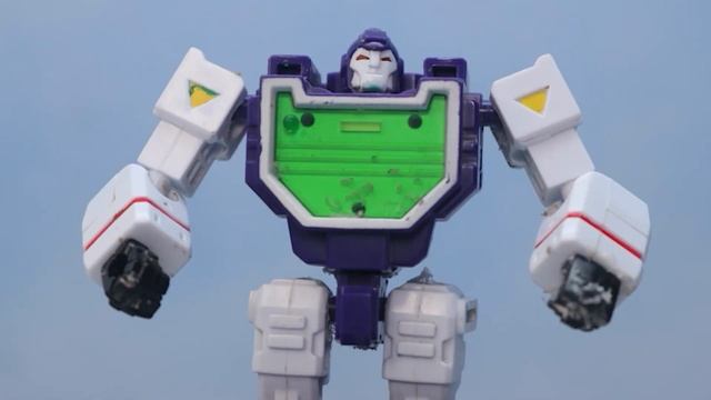 ТРАНСФОРМЕРЫ Новая команда: Шмель, Динозавр, Пожарная машина, Танк | Pазрушительные динозавры смотреть онлайн