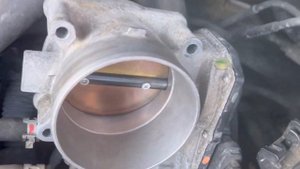 Toyota Venza 3.5 2008-2015 how to clean throttle body чистка дроссельной заслонки