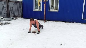 101 отжимание ВФСК ГТО на снегу за 5 минут! Тамбов, Россия!