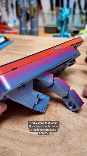 CMF Phone 1 с безумным количеством разнообразных модульных чехлов