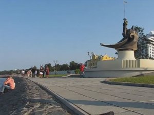 Петрозаводск. Позднесоветская привычка с громкой музыкой в руке