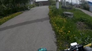 Поехали кататься и порвался тросик газа?!\ лютая раздача по лесу на питбайках