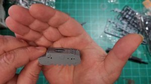 Flyhawk Models 1/72 Pz.Kpfw II Ausf J (VK16.01) in box review.