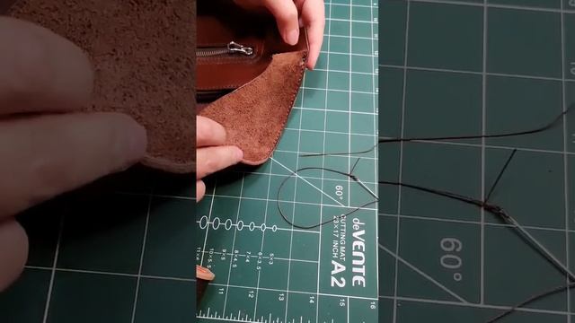 Бананка - #craft #leathercraft #diy #leatherworks #пояснаясумка
