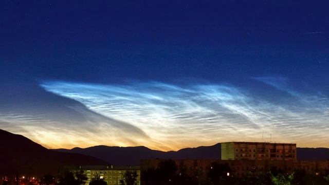 Серебристые облака над Кызылом смотреть онлайн