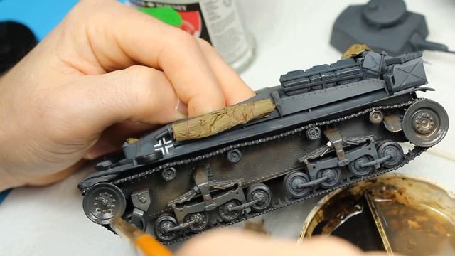 Academy / Airfix 1/35 Panzerkampfwagen 35 (T) step by step, model tank build. Part 2 смотреть онлайн