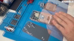 Замена АКБ на Samsung Galaxy S22