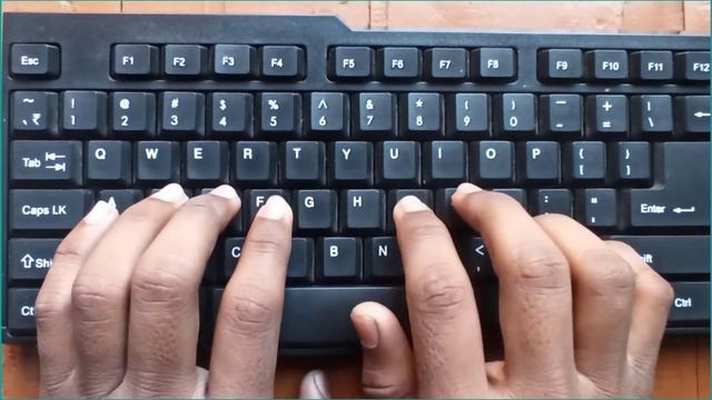 English Typing Tutorial : Day 4 || Bottom Row | Typing Kaise Sikhe || Touch Typing Tutorial | Typin