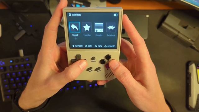 This is getting GOOD | GarlicOS for Anbernic RG35XX update