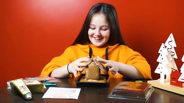 ПРЯНИЧНЫЙ ДОМИК ЗА 2 МИНУТЫ ll SOFIKO смотреть онлайн