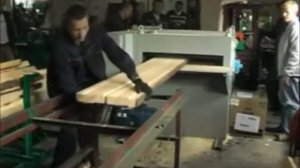 Кромкообрезной многопильный станок КС-1000 (видео)