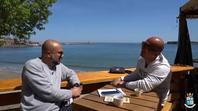 Интервью с владельцем "Django Surf and bar". "Будь как они" (2) смотреть онлайн