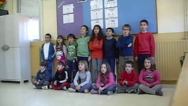 Cançó: La Perla 1r curs 2012-2013 Amer смотреть онлайн