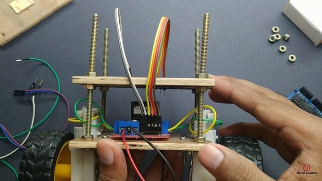 Arduino Self Balancing Robot..|| diy sci projects || смотреть онлайн