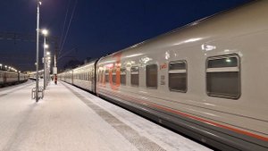 Прибытие ЧС7-099 с пассажирским поездом №375Я сообщением Воркута-Москва