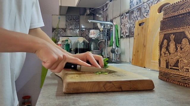 КАК ПРИГОТОВИТЬ ХИНКАЛИ ДОМА?? готовим хинкали в новой рубрике ГОТОВКА. смотреть онлайн