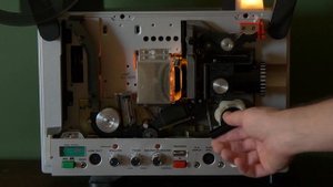 Chinon Sound 8500 Super 8 Cinema Projector