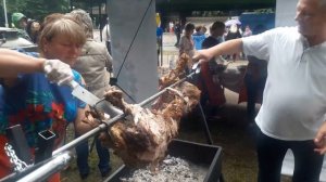 Смажений кабанчик - головний хіт 4-го фесту Тараса Сича у Вінниці 27 червня 2018 р.