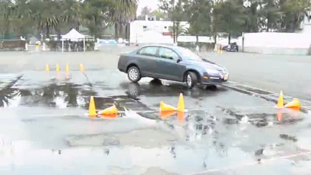 Manejo extremo - Cambio de lugar en un movimiento смотреть онлайн