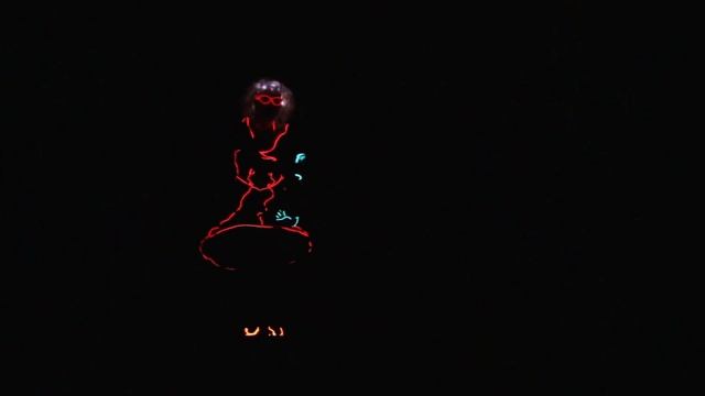 неоновое шоу  с выступления в Москве