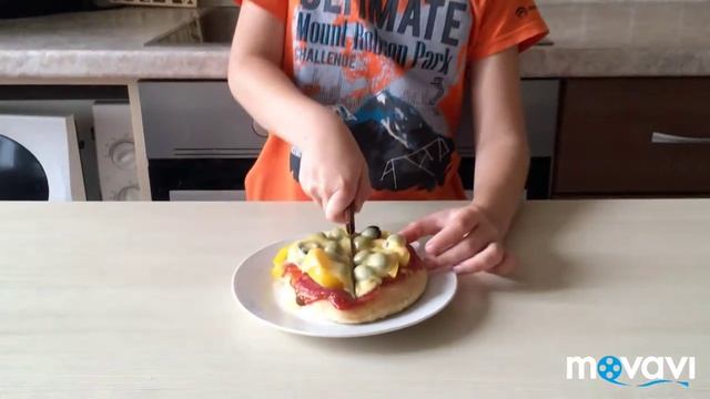 ВКУСНЫЕ ШКОЛЬНЫЕ ЗАВТРАКИ ! ГОТОВИТ РЕБЕНОК ! смотреть онлайн