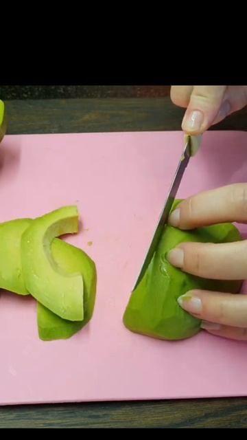 Зеленая шаурма в лаваше без мяса #Shorts смотреть онлайн