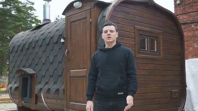 Баня бочка квадро 4х2.4 м из лиственницы. Самая популярная модель для парения небольших компаний! смотреть онлайн