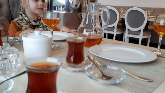 🐣🐣САФИЯ ЧЕЧЕНСКАЯ.ПРИНЦЕССА ПРИГЛАСИЛА В РЕСТОРАН 🐣🥘🥘🍲🍲