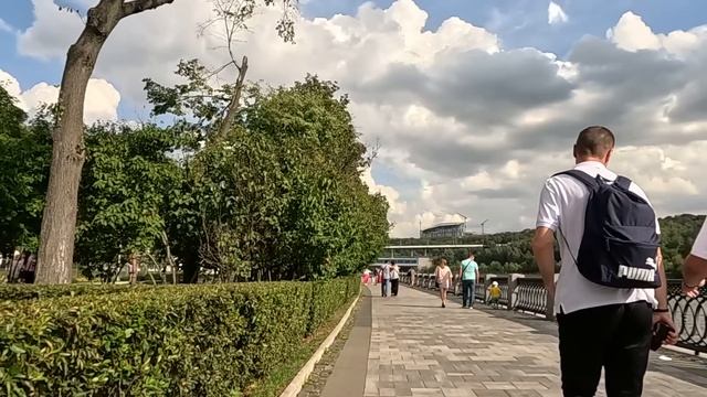 Моя корова дома щи варит! – смеялся муж с любовницей на корпоративе… А едва жена вошла в ресторан… смотреть онлайн