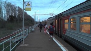 Электропоезд ЭР2Т-7153 платформа Сушкинская