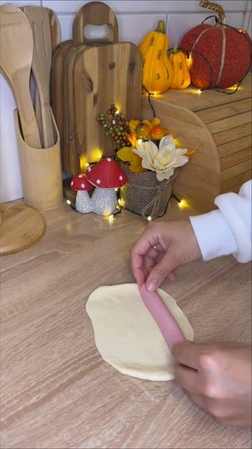 Жареные сосиски в тесте #shorts #shortvideo #shortsfeed #рецепты #выпечка