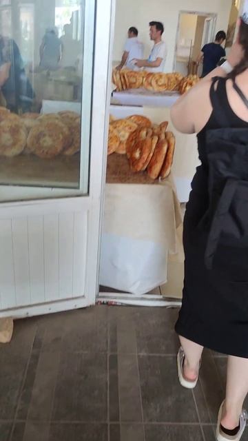 Узбекские лепешки Базар Чорсу / Uzbek traditional bread / Tashkent Chorsu bazar