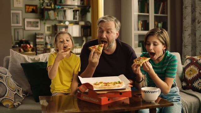 Додо Пицца. Пепперони Фреш за 245 это -ААААА смотреть онлайн