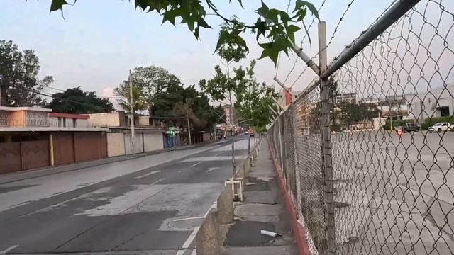 GUATEMALA DEBE MODERNIZARSE Y LA AYUDA PUEDE ESTAR TOCANDO A LA PUERTO смотреть онлайн