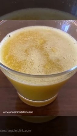 Apple Turmeric Healthy Smoothie #sonianarangdietclinics #sonianarang #ytshorts #smoothierecipes