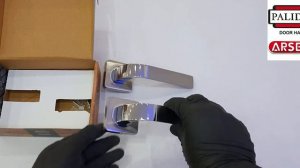 A315HH Белый никель Ручка дверная межкомнатная фалевая на квадратной накладке