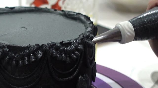 Valentine's Vintage Cake Piping Tutorial PLUS Piping Mocha Buttercream Recipe Included | Pricing смотреть онлайн