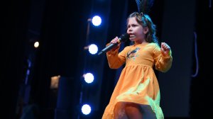 Мушникова Василиса песня Синичка  Музыка и слова Анны Петряшевой