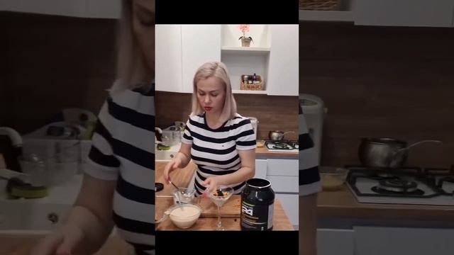 Вкусные, нежные, полезные десерты из протеиногового коктейля Herbalife, ряженки. #десерт #выпечка