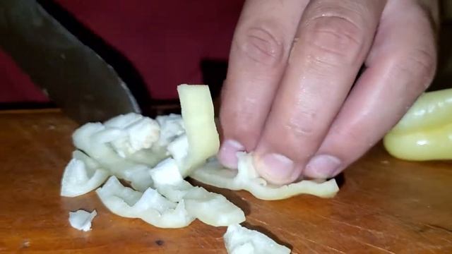 Рыбка🐟с овощами в сливочно-чесночном соусе)) смотреть онлайн