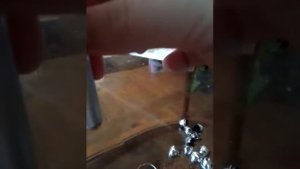 как правильно ставить батарейки в лазер