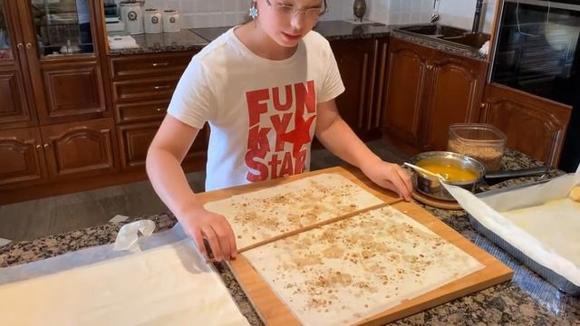 Баклава. Сарагли Солоникские. SARAGLI THESSALONIKIS смотреть онлайн