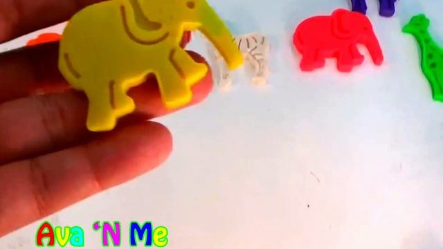 Learn Colors Play doh Elephant, Zebra, Giraffe Plus Eggs Toy Surprises, Sorpresa for Kids