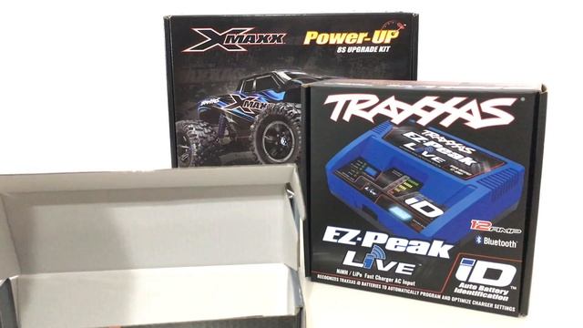 TRAXXAS UNBOXING BLUETOOTH CHARGER 2993 AND 2 4S LIPO BATTERIES 2890X EZ PEAK LIVE смотреть онлайн